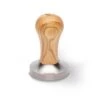 Brewspire Profi Tamper 58,5mm Mit Holzgriff -Eureka Verkaufs Shop Brewspire Profi Tamper 58 5mm Olivenholz 1 1280x1280