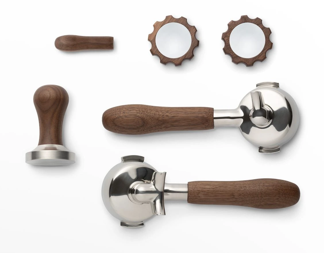 ECM Veredelungsset In Nussholz Mit Drehknöpfen Von Brewspire 3 ECM Veredelungsset In Nussholz Mit Drehknöpfen Von Brewspire