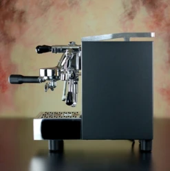 ACM Milano HOMEY TEMPO - Shottimer - 2-Kreis-Espressomaschine - Schwarz -Eureka Verkaufs Shop Homey ST in schwarz Seitenansicht 1280x1280