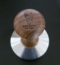 Bezzera Tamperstation & 58mm Tamper Mit Holzgriff -Eureka Verkaufs Shop K640 IMG 7746 1280x1280