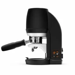 PUQpress Q2 Elektrische Tamperstation Für Verschiedene Siebträgergrößen -Eureka Verkaufs Shop Puqpress q2 automatischer tamper schwarz seitlich 1280x1280