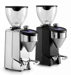 AKTION Rocket Fausto Touch 65 Espressomühle - Matt Schwarz -Eureka Verkaufs Shop Rocket Fausto Touch Muhle black und chrome 2021er Version 1280x1280 1